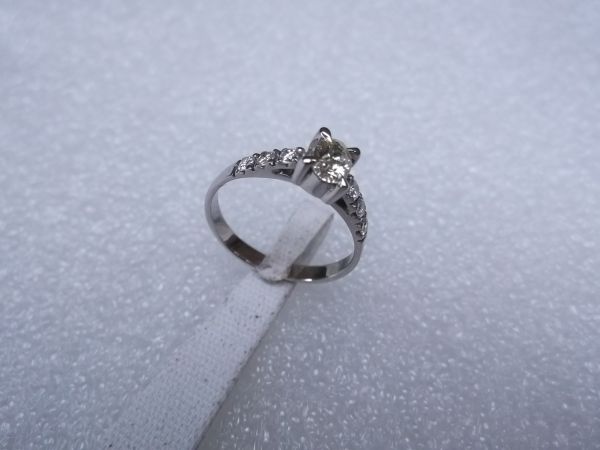 Diamante Amarelo
